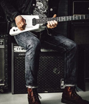 After Effects Guru: Tracking and Stabilizing Footage